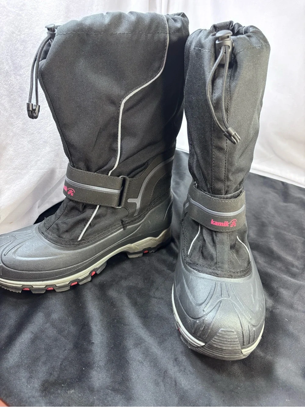 Kamik Whitehills Waterproof Insulated Winter Snow Boots Men’s 7 / Women’s 8.5